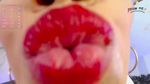 Snapshot of harper_ziu chatting on March 3, 2025, 1:10 am harper_ziu online show from March 3, 2025, 1:10 am