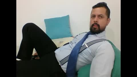 Snapshot of harry_goldenmillerx10fun chatting on January 10, 2025, 3:27 pm  Harry    online show from January 10, 2025, 3:27 pm