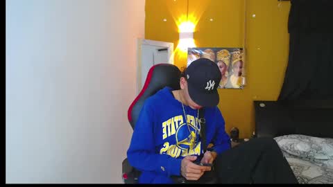 Snapshot of harry_jhonsonn chatting on March 10, 2025, 2:39 am Harry online show from March 10, 2025, 2:39 am