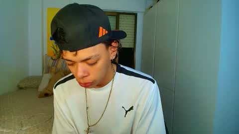Snapshot of harry_jhonsonn chatting on September 15, 2025, 2:39 pm Harry online show from September 15, 2025, 2:39 pm