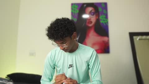 HARRY online show from December 10, 2024, 1:33 pm