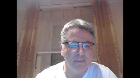 Snapshot of hartl67 chatting on December 30, 2024, 5:02 pm hartl67 online show from December 30, 2024, 5:02 pm