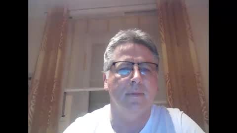 Snapshot of hartl67 chatting on January 2, 2025, 12:23 am hartl67 online show from January 2, 2025, 12:23 am