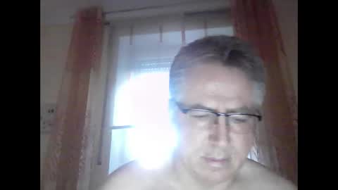 Snapshot of hartl67 chatting on January 3, 2025, 3:44 pm hartl67 online show from January 3, 2025, 3:44 pm