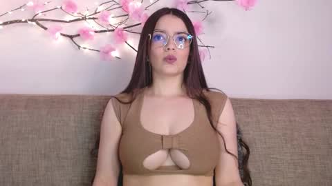 Snapshot of haru_blossom chatting on February 27, 2025, 2:32 pm online show from February 27, 2025, 2:32 pm