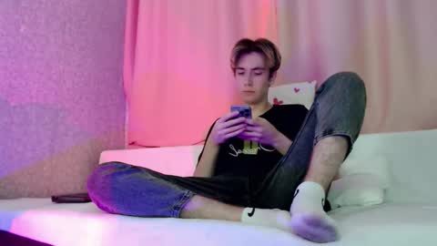 Snapshot of harvey_foster chatting on November 26, 2025, 11:11 am harvey_foster online show from November 26, 2025, 11:11 am