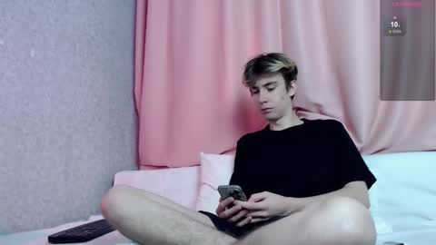 Snapshot of harvey_foster chatting on December 1, 2025, 10:20 am harvey_foster online show from December 1, 2025, 10:20 am