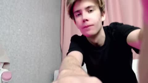 Snapshot of harvey_foster chatting on December 2, 2025, 3:45 am harvey_foster online show from December 2, 2025, 3:45 am