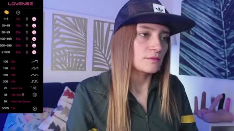 Snapshot of hat_girl chatting on January 20, 2025, 9:01 pm Nicole online show from January 20, 2025, 9:01 pm