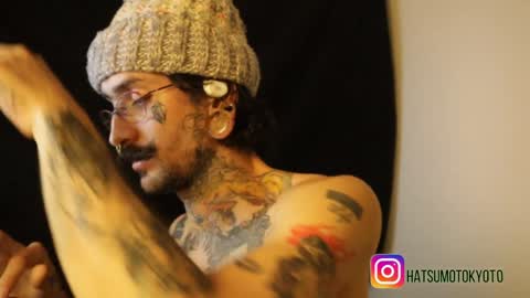 Snapshot of hatsumotokyoto chatting on January 21, 2025, 1:18 am More content   2   online show from January 21, 2025, 1:18 am