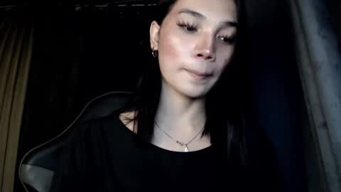 LALA A online show from November 30, 2025, 9:35 am