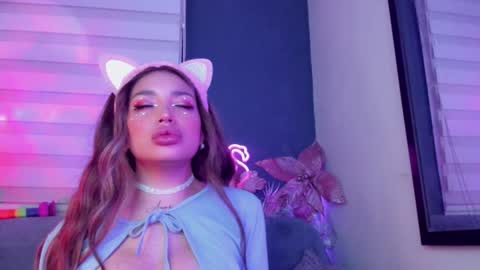 Marie online show from January 26, 2025, 3:38 am