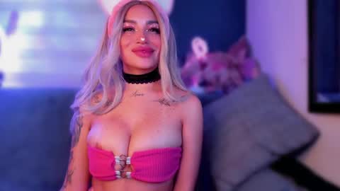 Marie online show from February 6, 2025, 8:18 am