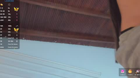 Im Hazel online show from December 14, 2024, 8:18 pm