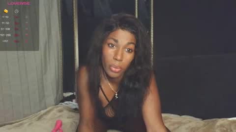 Snapshot of hazelb25 chatting on October 20, 2025, 11:32 am The Erotic Ebony Princess Hazel Rose online show from October 20, 2025, 11:32 am