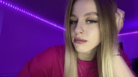 Snapshot of hazelbelgrade chatting on December 14, 2025, 1:16 pm Vuklly online show from December 14, 2025, 1:16 pm