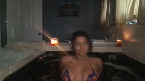 hazell77 online show from November 8, 2025, 6:07 pm