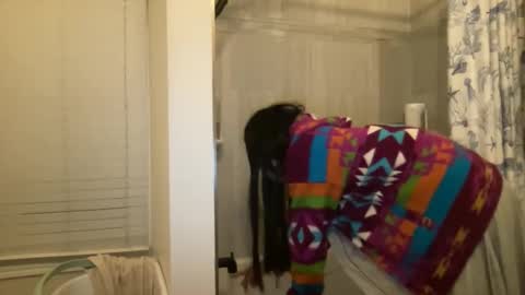 Snapshot of headykity710 chatting on December 14, 2025, 4:29 am Trap Goddess online show from December 14, 2025, 4:29 am