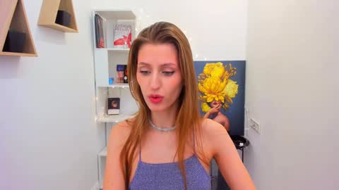 heartedlove_1 online show from February 7, 2025, 11:34 am