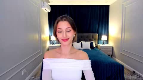 heartedlove_1 online show from November 30, 2025, 4:05 am