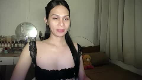 Snapshot of heather_bbyy chatting on October 23, 2025, 7:23 pm heather_bbyy online show from October 23, 2025, 7:23 pm
