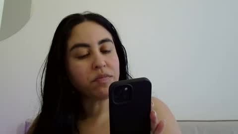 heatwavee online show from December 2, 2024, 2:19 pm