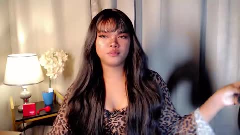 KENDAL online show from December 14, 2025, 6:23 pm