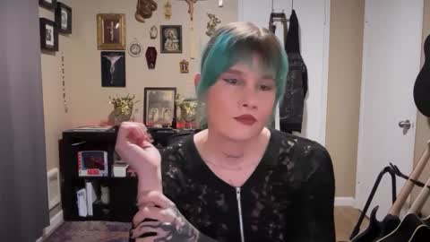 Saoirse online show from December 2, 2024, 6:20 am