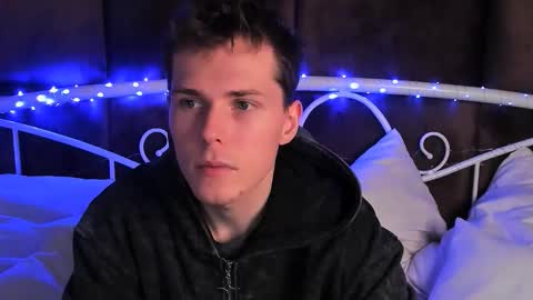 Snapshot of hector_spector chatting on December 14, 2025, 10:42 am Hector online show from December 14, 2025, 10:42 am