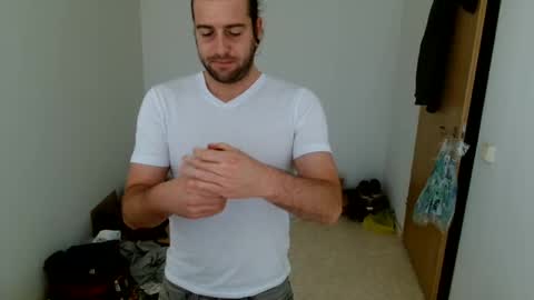 Snapshot of hei_69 chatting on October 21, 2025, 4:19 pm hei_69 online show from October 21, 2025, 4:19 pm