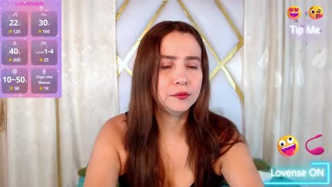 Snapshot of heidy_wells chatting on January 12, 2025, 12:01 pm Heidy online show from January 12, 2025, 12:01 pm