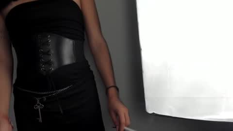 Snapshot of heka_prudence chatting on December 5, 2024, 5:26 am Heka Prudence online show from December 5, 2024, 5:26 am