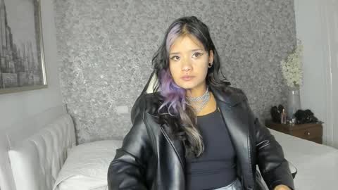 Hella online show from September 16, 2025, 12:06 pm