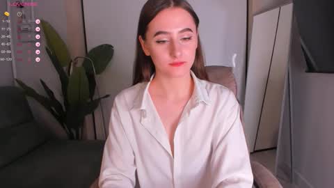 Snapshot of helena_lorente chatting on November 3, 2025, 4:08 pm Helen online show from November 3, 2025, 4:08 pm