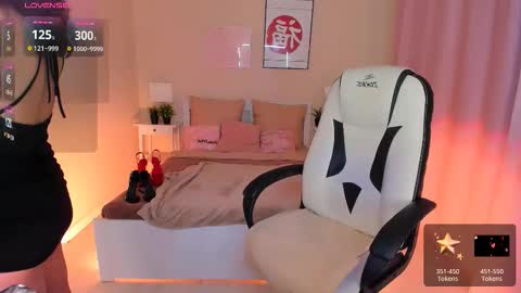 Snapshot of helenaregal chatting on November 14, 2025, 1:54 pm Helena online show from November 14, 2025, 1:54 pm