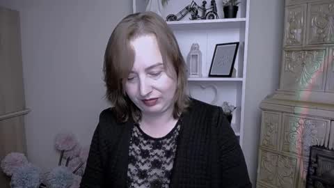 Helen online show from October 10, 2025, 6:56 am