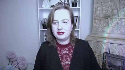 Helen online show from October 13, 2025, 6:46 am