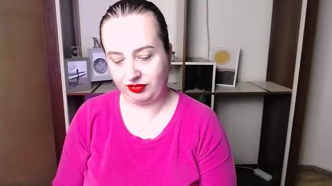 Helen online show from December 15, 2025, 8:07 am