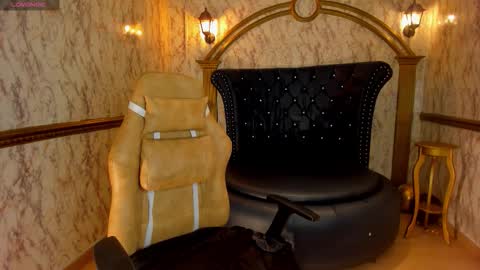 Helen or Hells online show from November 24, 2025, 12:27 pm