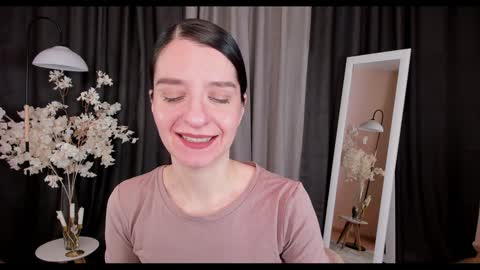 Helen online show from February 3, 2025, 3:31 am