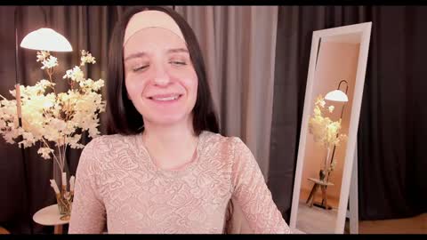 Helen online show from February 5, 2025, 9:15 am