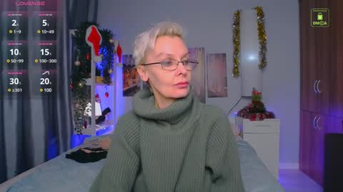 Snapshot of helgahimmele chatting on December 21, 2024, 2:30 am Helga online show from December 21, 2024, 2:30 am