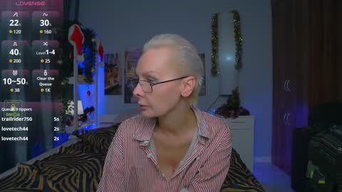 Snapshot of helgahimmele chatting on December 25, 2024, 7:02 pm Helga online show from December 25, 2024, 7:02 pm