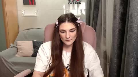 Snapshot of helgamun chatting on November 22, 2025, 11:42 am helgamun online show from November 22, 2025, 11:42 am