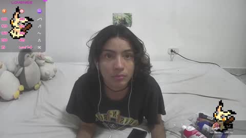 Helia Transfem and Amy online show from January 24, 2025, 3:34 pm