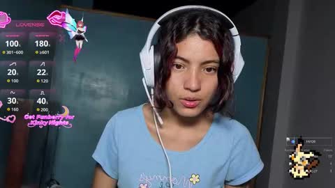 Helia Transfem and Amy online show from October 25, 2025, 10:56 am