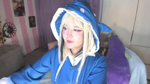 Laura online show from September 13, 2025, 2:44 am