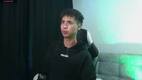   CROW  online show from December 14, 2025, 8:30 am