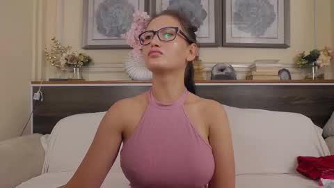    online show from September 15, 2025, 2:55 am