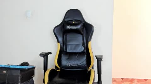 Star and Andy online show from November 1, 2025, 9:17 pm